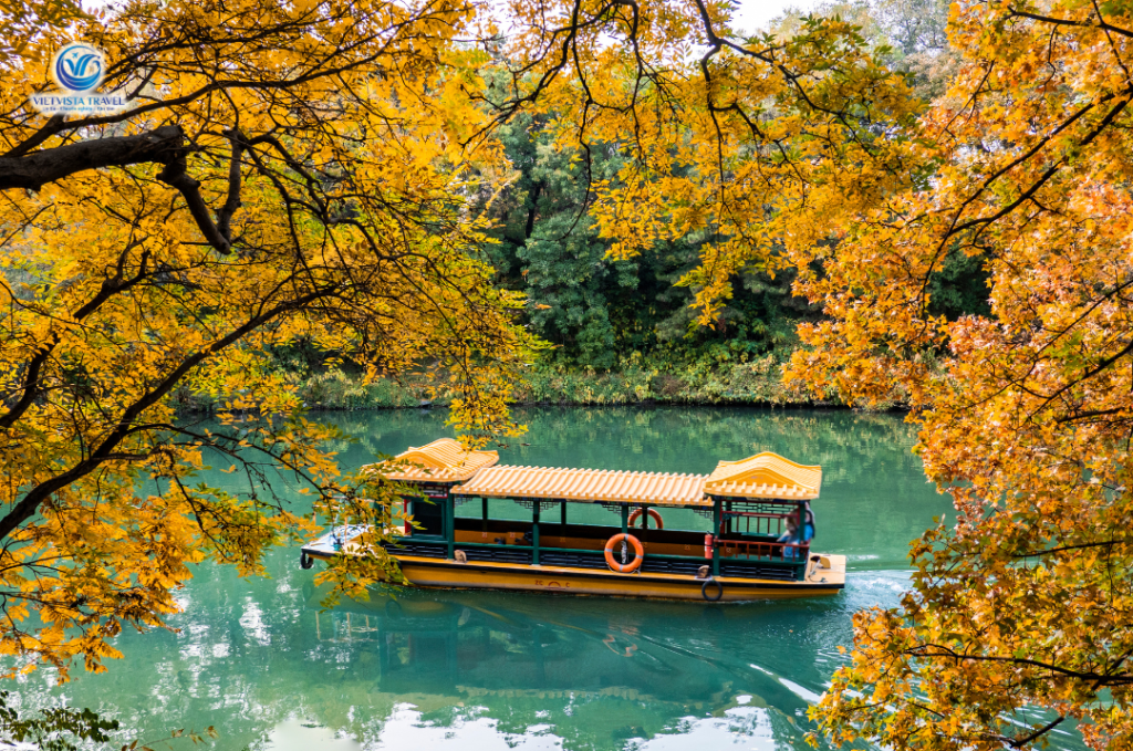 Tour Mùa Thu Trung Quốc Giá Rẻ 2025 Sự Lựa Chọn Hấp Dẫn Cho Khách Việt